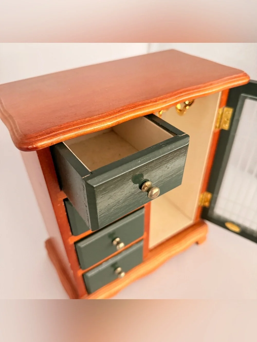 Vintage Wood Jewelry Box 4 drawers 1 door for Necklaces